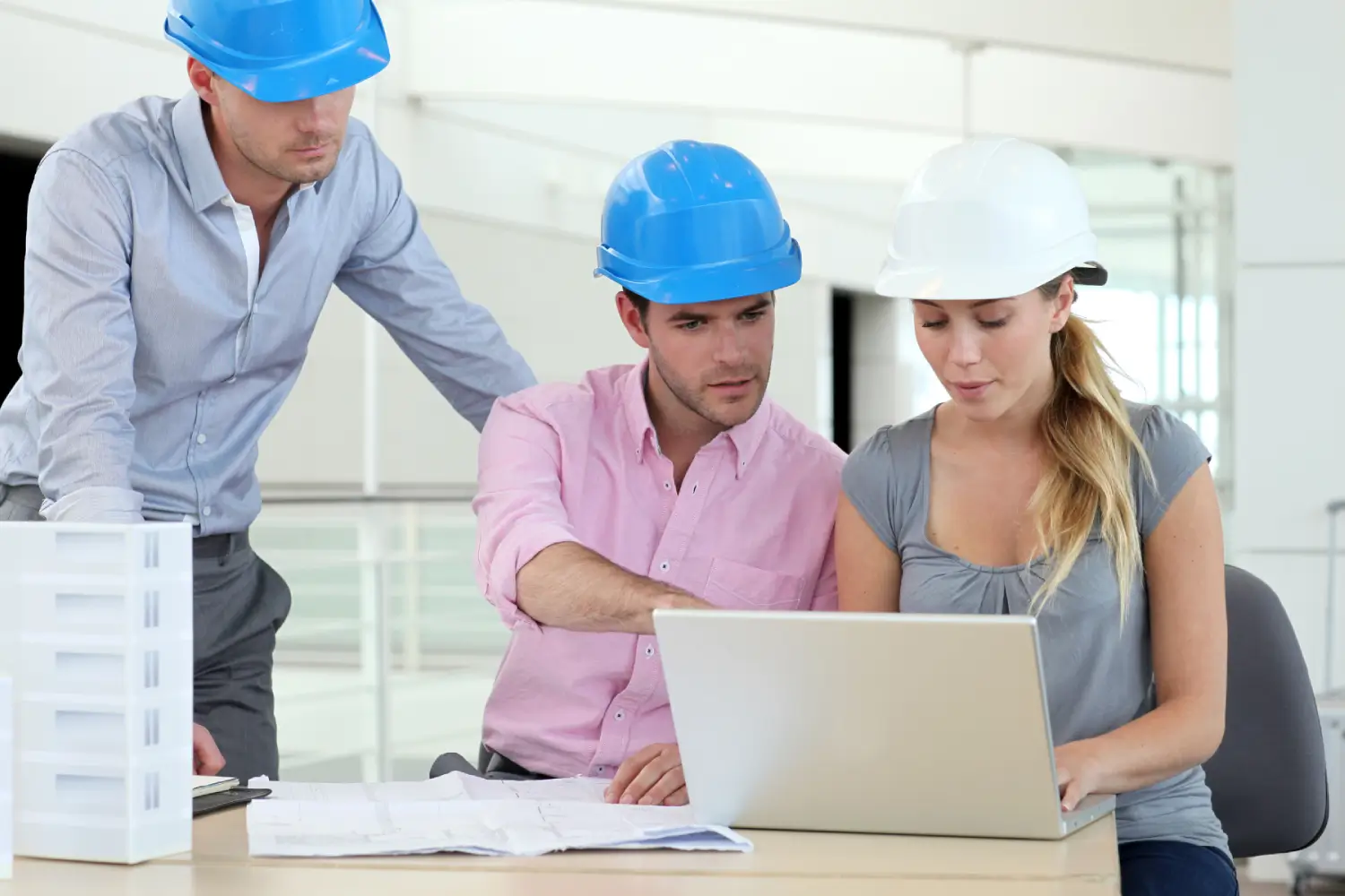 Manufacturing professionals having a discussion