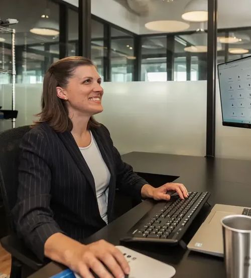 Engineer delivering onsite managed IT services for local businesses in Fullerton