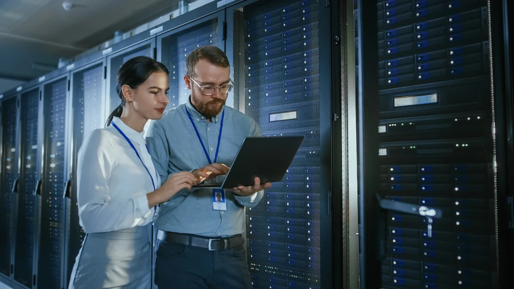 IT specialist performing server management and system maintenance